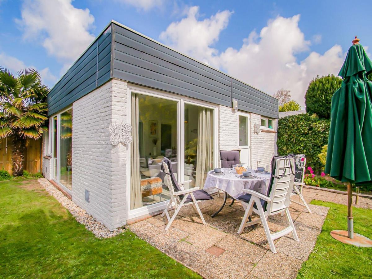 Lovely Bungalow In Noordwijkerhout With Garden Εξωτερικό φωτογραφία