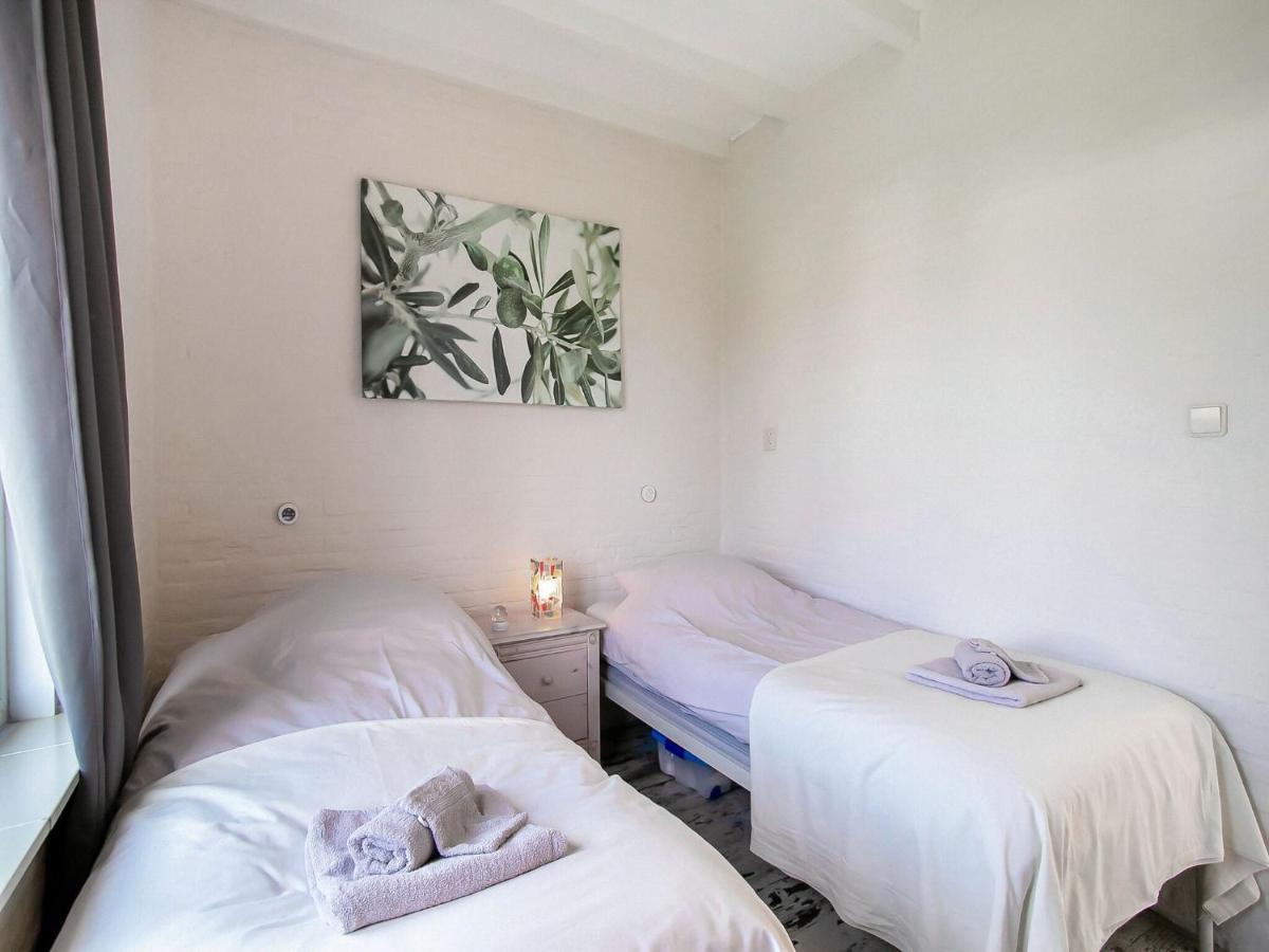 Lovely Bungalow In Noordwijkerhout With Garden Εξωτερικό φωτογραφία