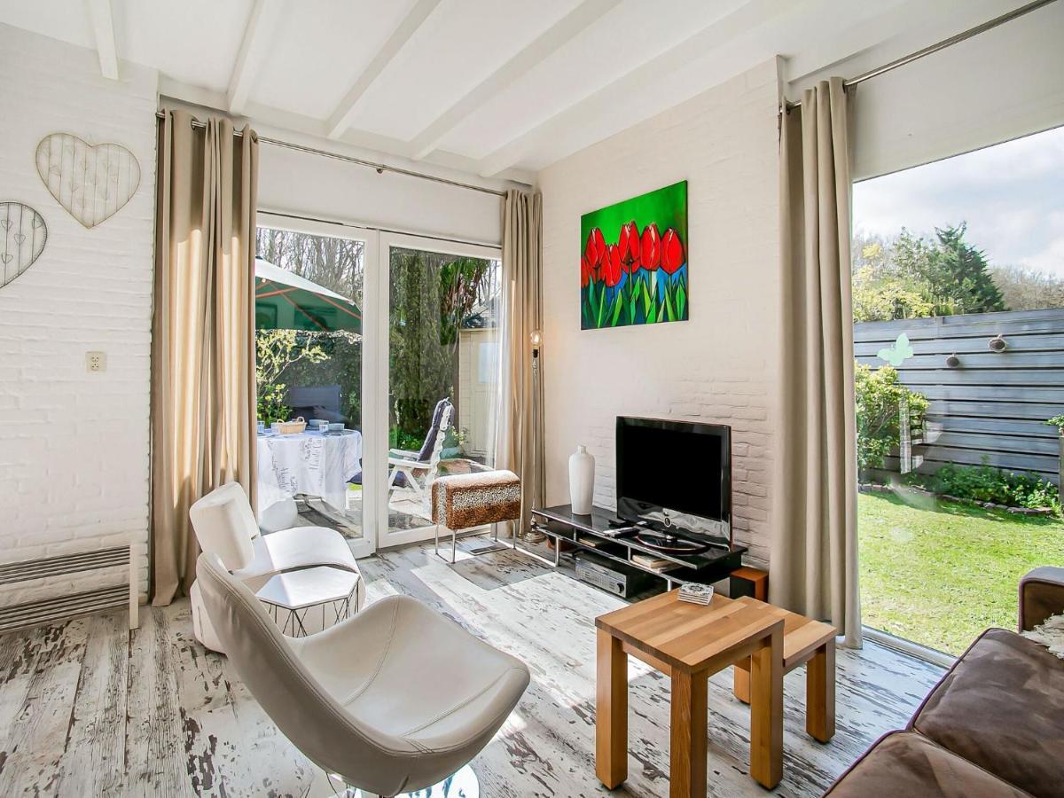 Lovely Bungalow In Noordwijkerhout With Garden Εξωτερικό φωτογραφία