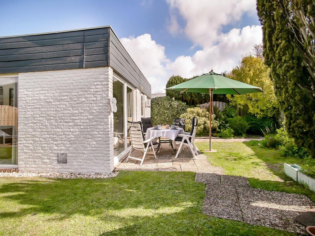 Lovely Bungalow In Noordwijkerhout With Garden Εξωτερικό φωτογραφία